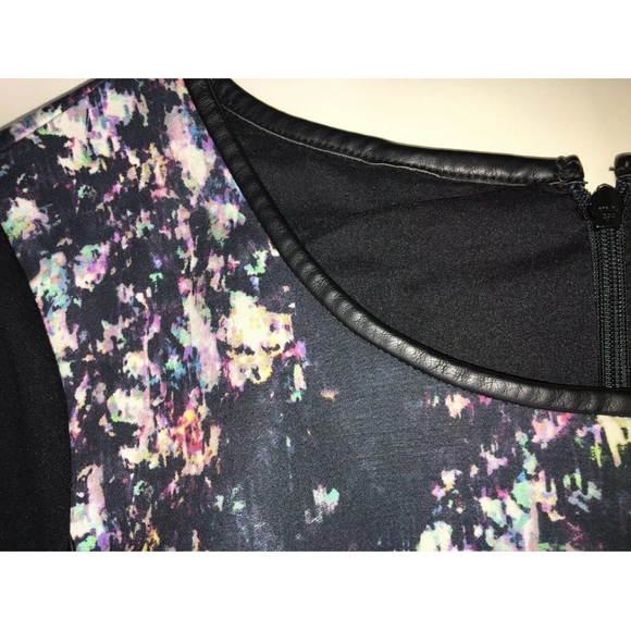 CLUB MONACO Shayla Mini Dress Black Abstract Print Faux leather Enchanted Forest - Picture 4 of 15